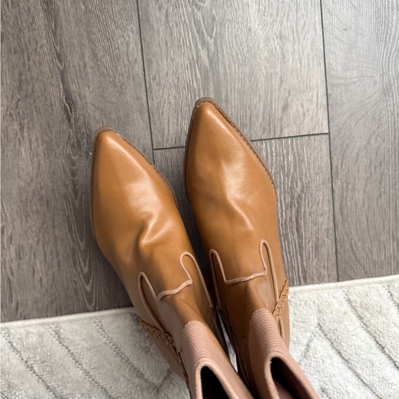 Tan Women's Western Ankle Boots - Stylish Braided Detail - Picture 3 of 3